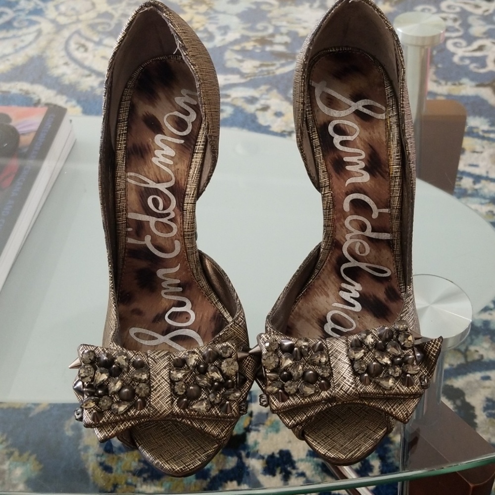 Sam Edelman pumps